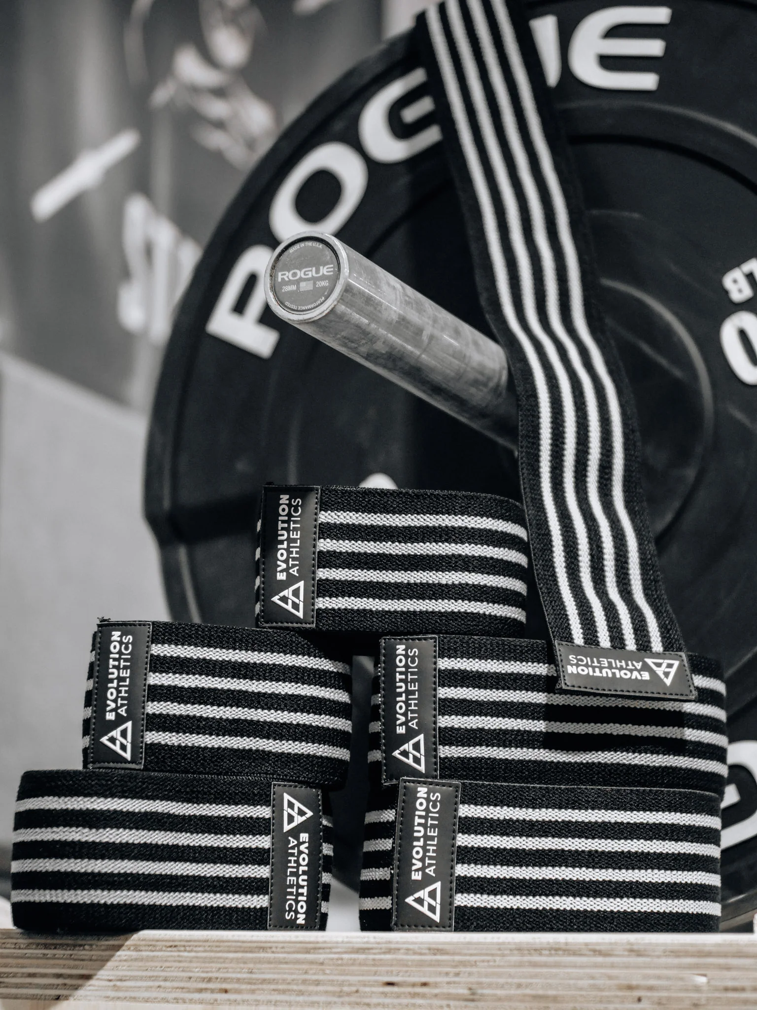 EVOLUTION ATHLETICS KNEE WRAPS - Image 3